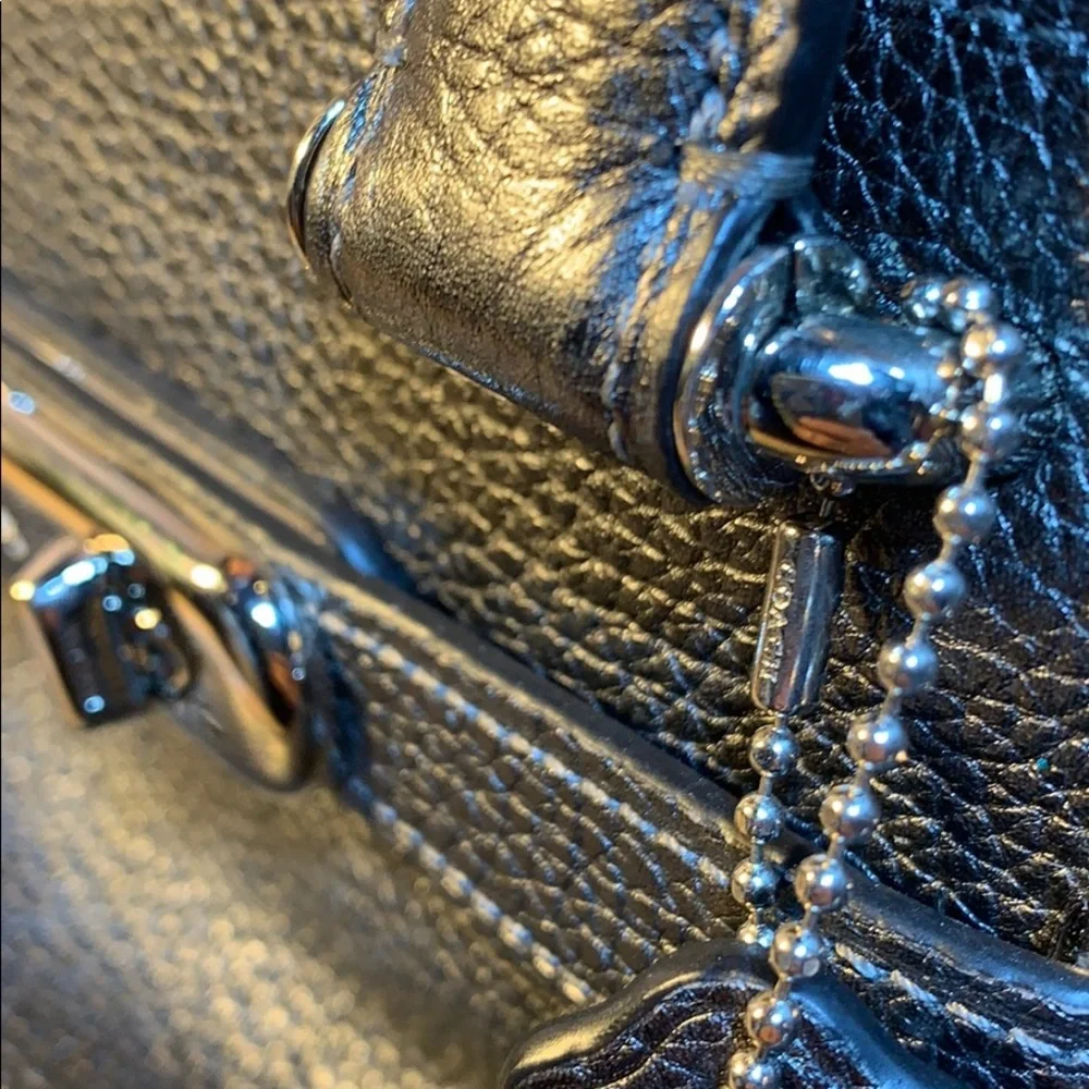 Coach leather gunmetal pocketbook EUC no strap